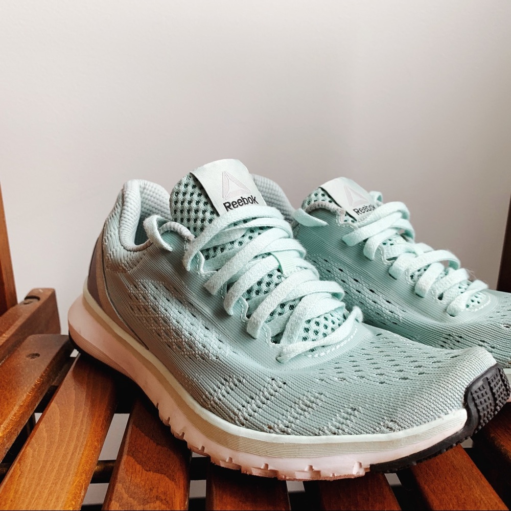 Women’s Reebok Print Run Smooth Ultk Shoes - sz. 7